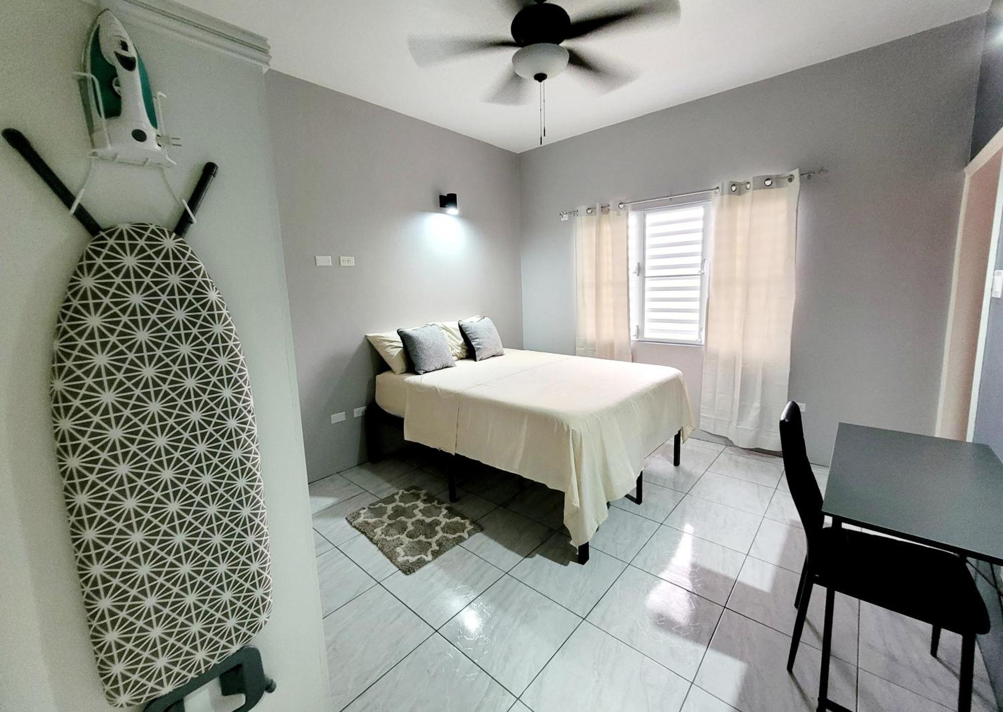 Rest Easy At Cunningham Suites 3 & 4 Ottley's ภายนอก รูปภาพ
